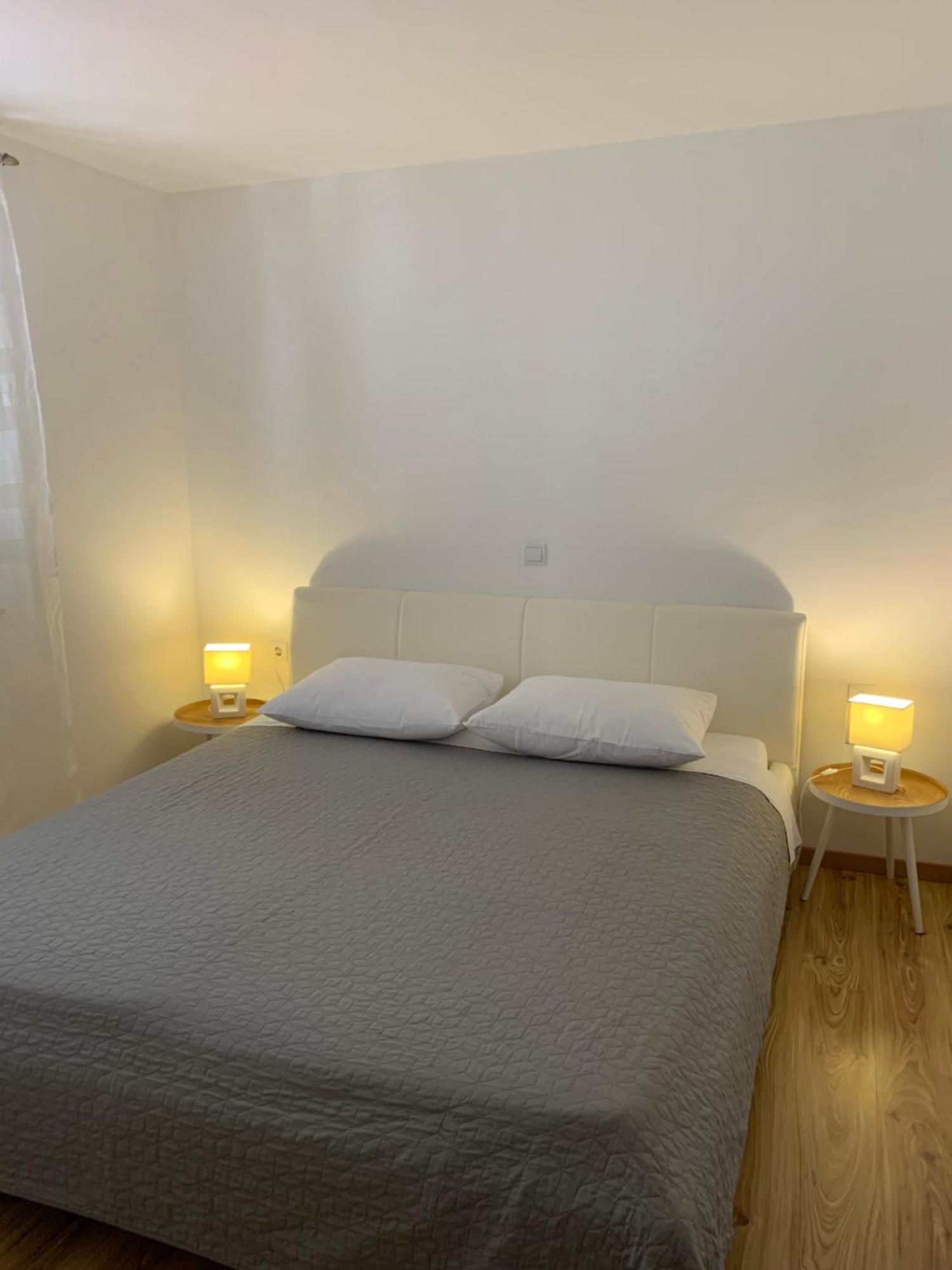 Apartments Kristina Hvar Town Luaran gambar
