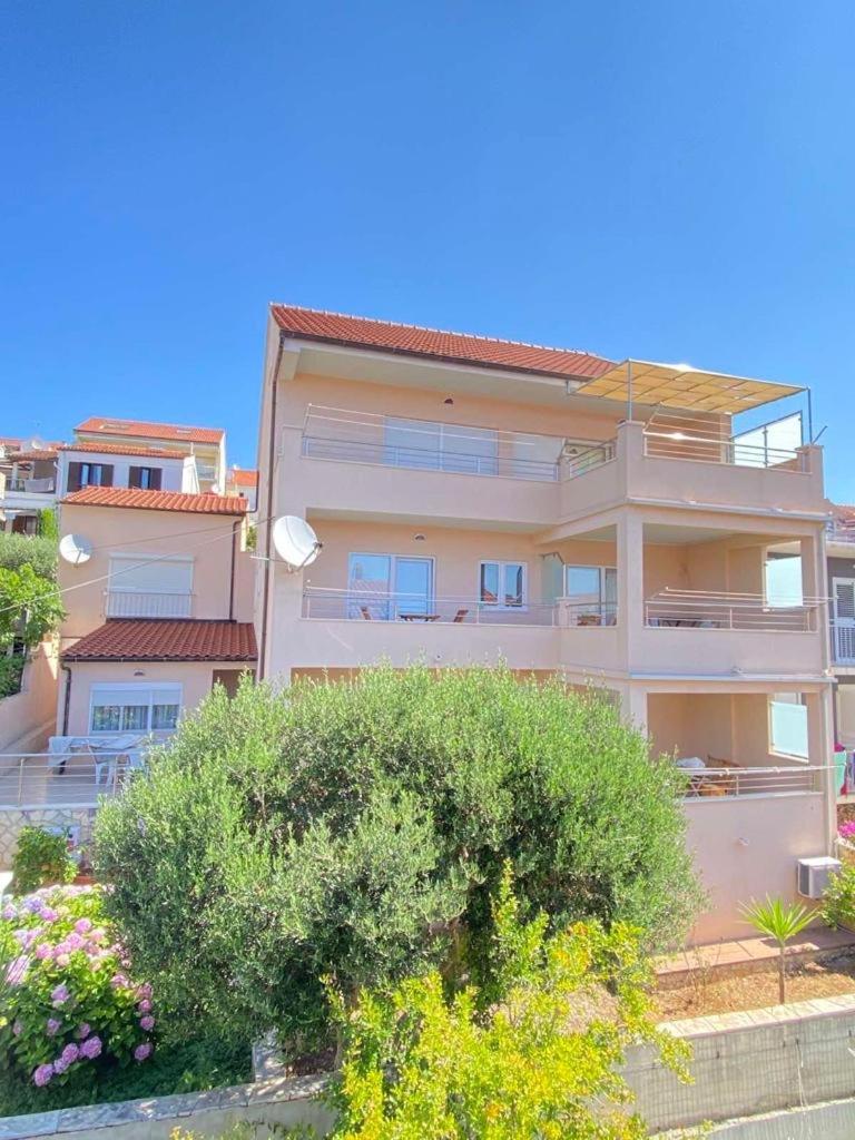Apartments Kristina Hvar Town Luaran gambar