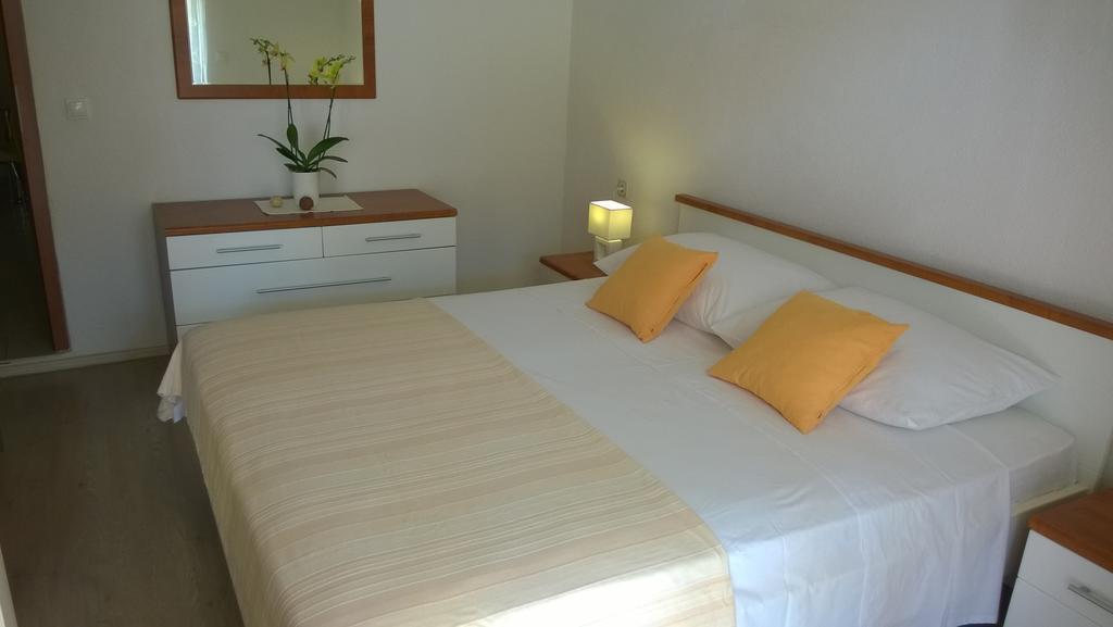Apartments Kristina Hvar Town Bilik gambar
